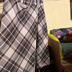 Brown skirt with belt loop